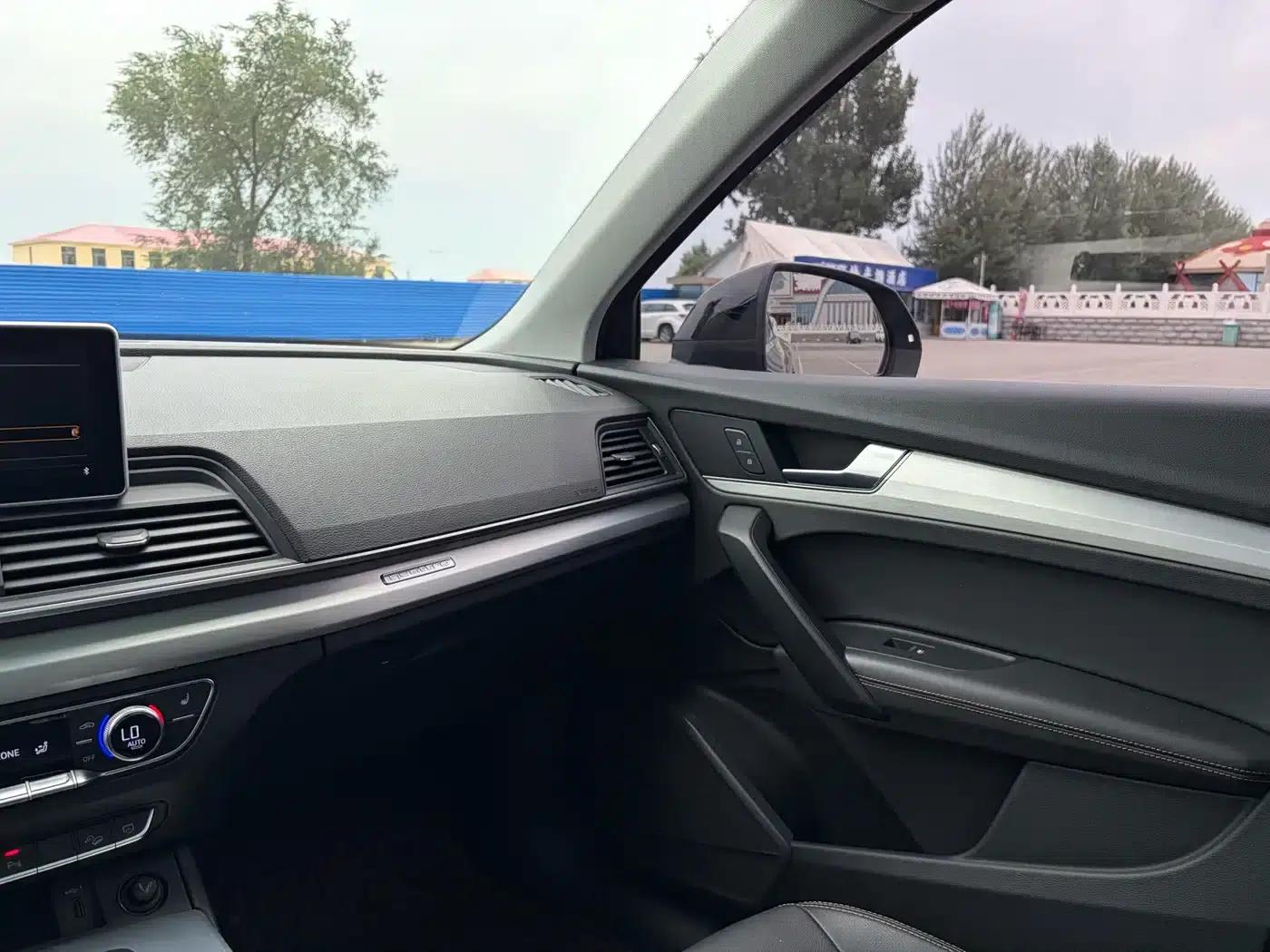 Audi Q5L 2018 40 TFSI Luxury Fashion Edition (National V Emission Standard) — миниатюра 17