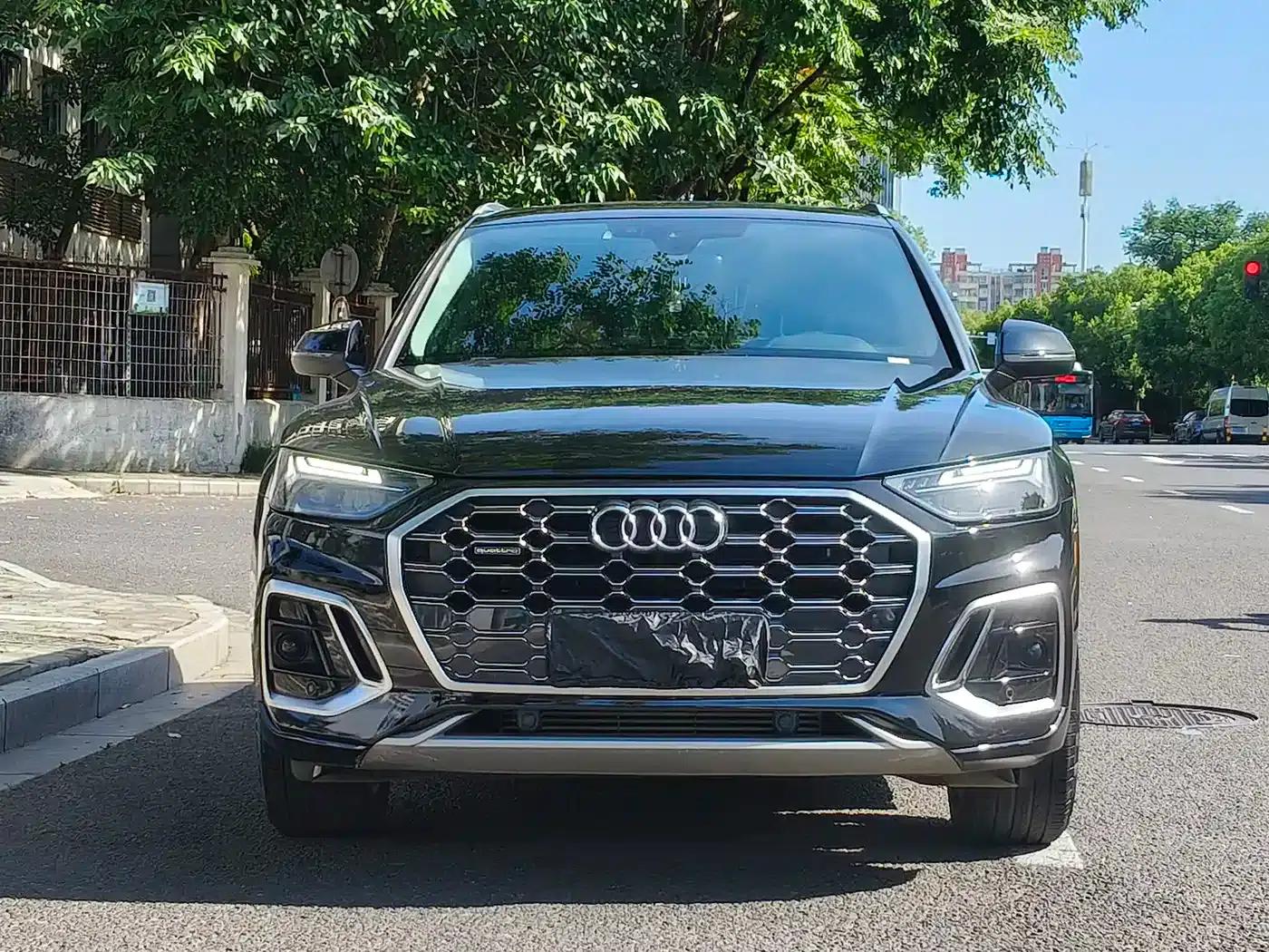 Audi Q5L 2024 40 TFSI Fashion Dynamic Edition — миниатюра 2