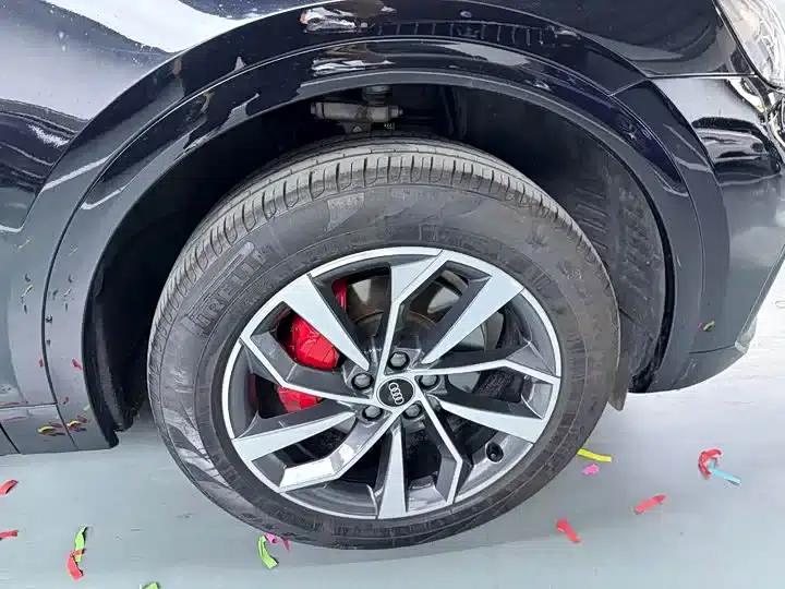 Audi Q5L 2024 40 TFSI Luxury Dynamic — миниатюра 17