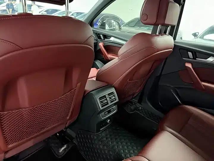 Audi Q5L 2024 40 TFSI Luxury Dynamic — миниатюра 9