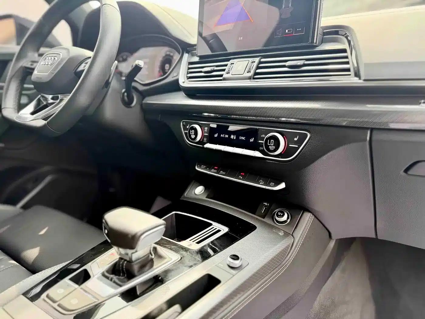 Audi Q5L 2023 40T Luxury Dynamic — миниатюра 10