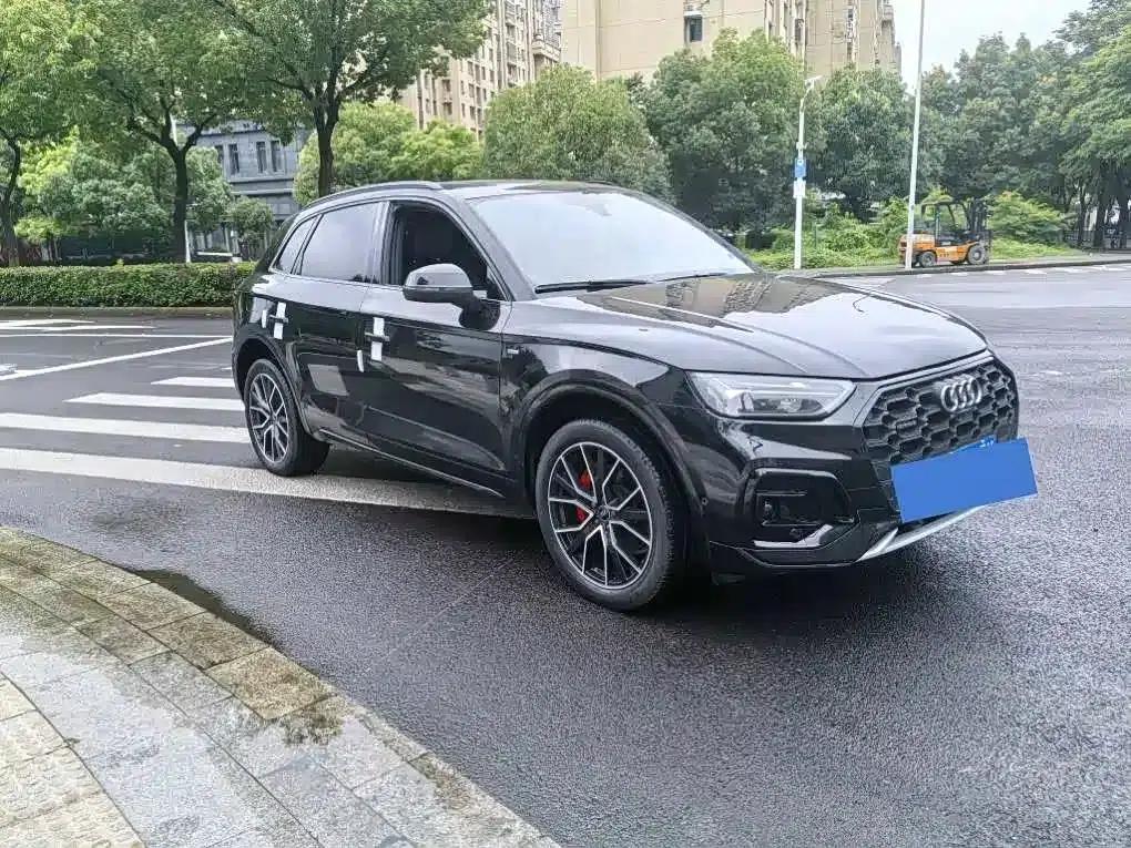 Audi Q5L 2025 45 TFSI Luxury Dynamic — миниатюра 15