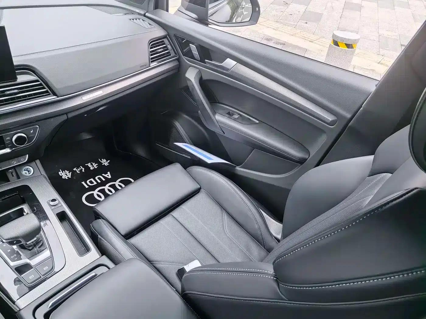 Audi Q5L 2025 45 TFSI Luxury Dynamic — миниатюра 7