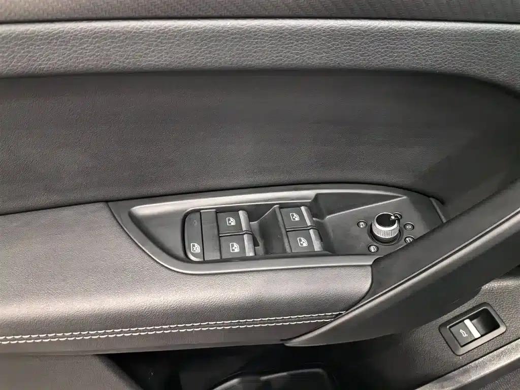 Audi Q5L 2022 Facelift 40T Luxury Dynamic — миниатюра 12