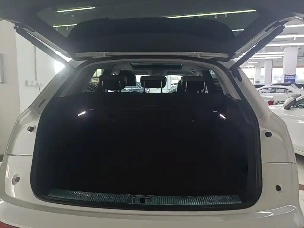 Audi Q5L 2018 40 TFSI Luxury Fashion Edition (China VI Emission Standard) — миниатюра 19