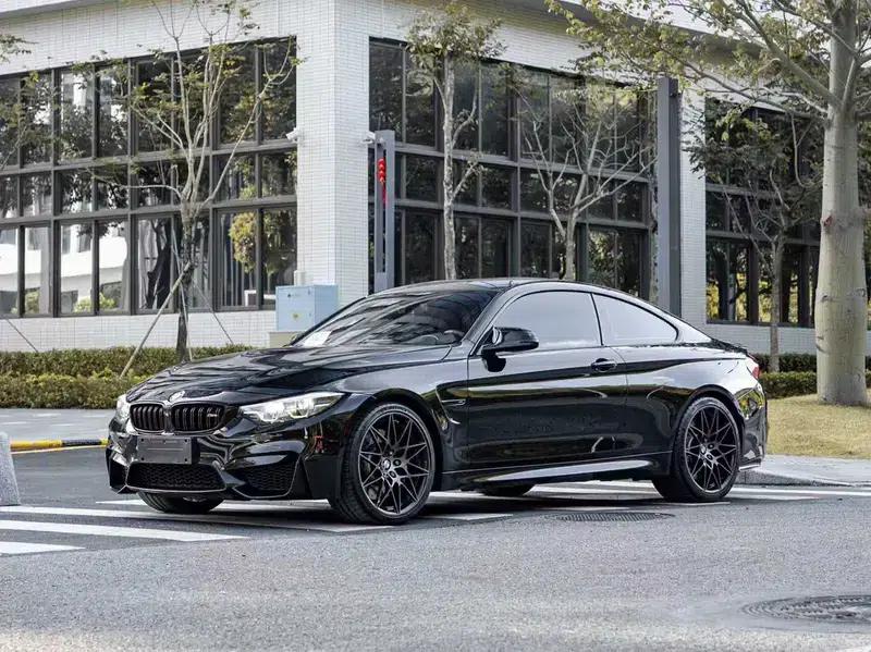2019 BMW M4 M4 Coupe Racing Edition — миниатюра 1