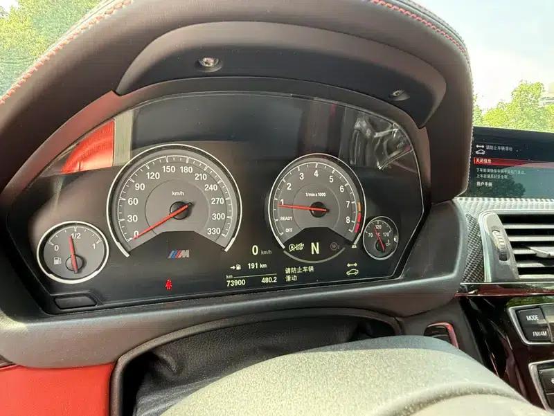 2017 BMW M4 Coupe — миниатюра 11