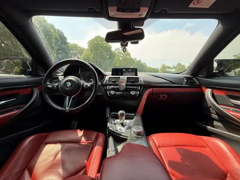 2017 BMW M4 Coupe — миниатюра 10