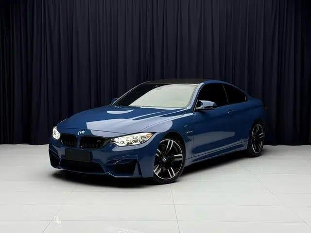 2015 BMW M4 Coupe MT