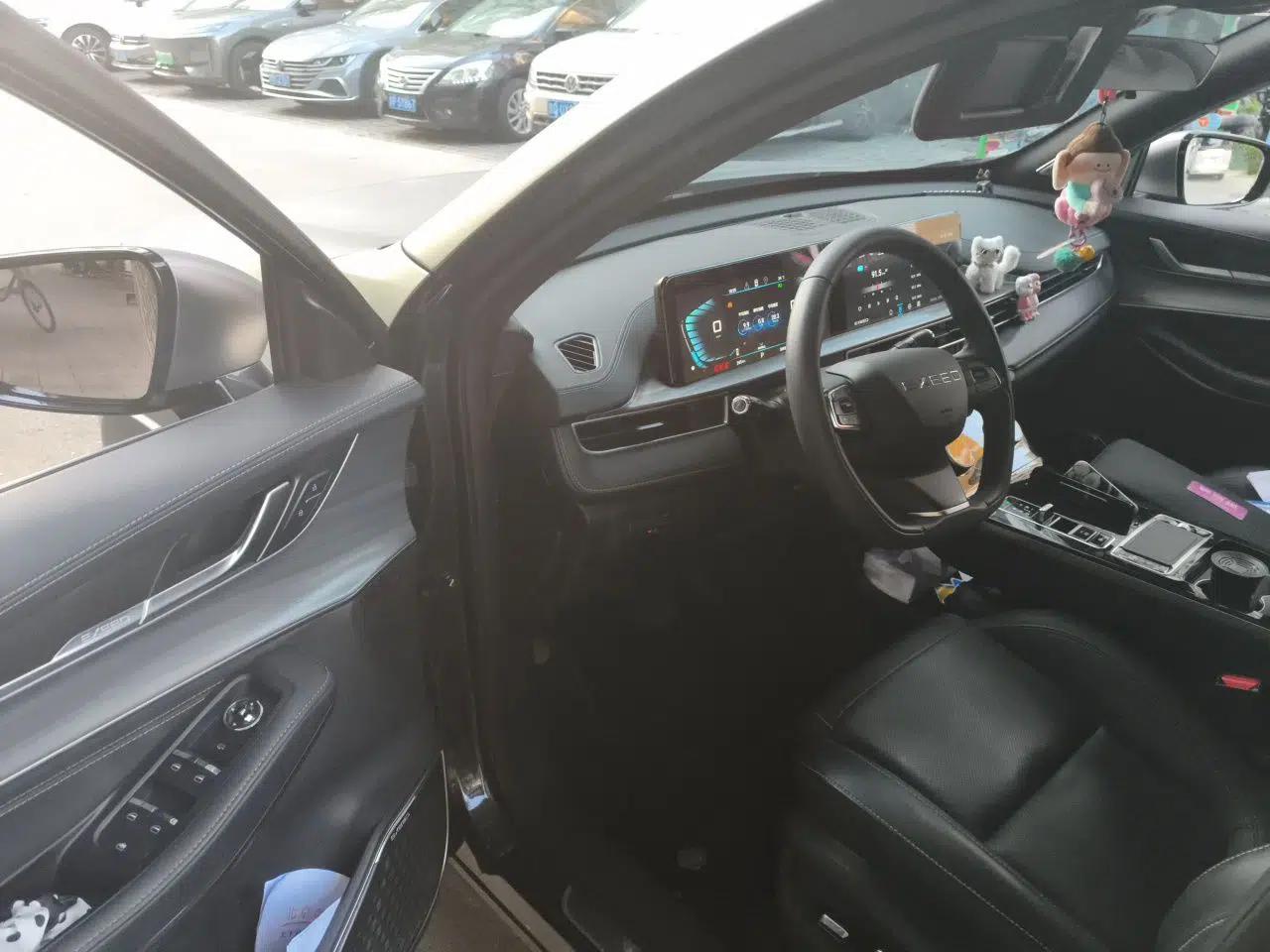 EXEED Zhuifeng 2022 Versailles 1.6T DCT "Chasing the Wind" Edition — миниатюра 16