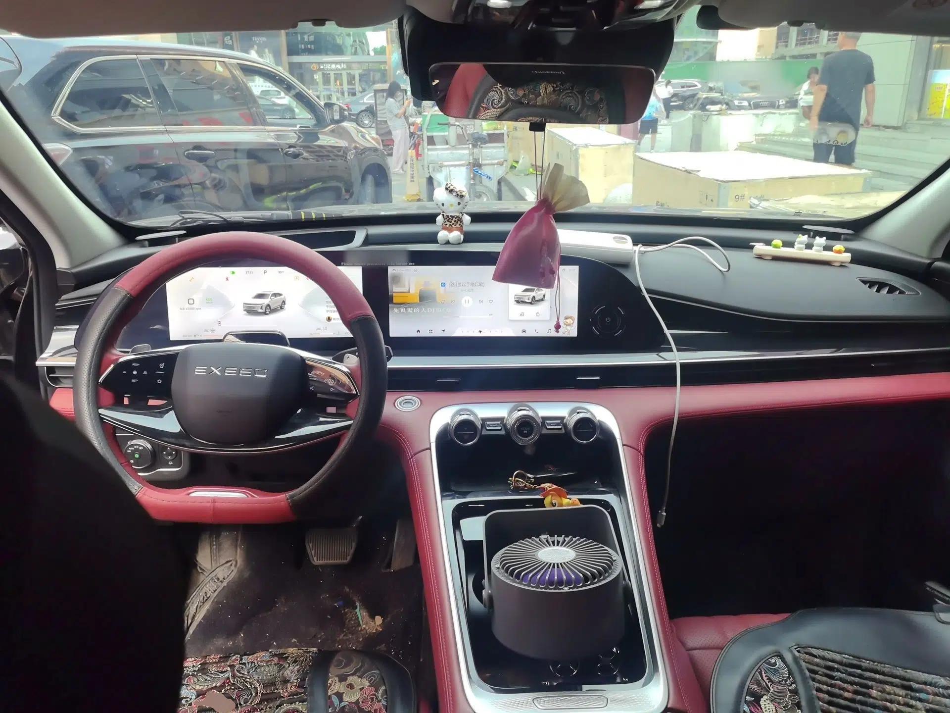 EXEED Stellar 2023 400T Two-Wheel Drive Comfort Flyfish Edition — миниатюра 9