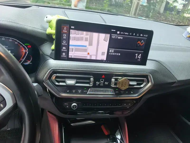 2022 BMW X4 xDrive 30i M Sport Shadow Edition — миниатюра 12