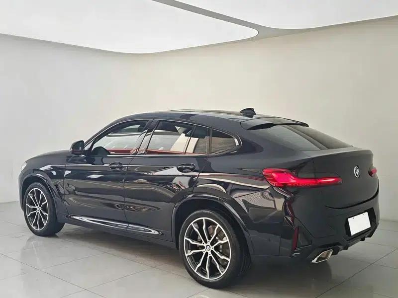 2022 BMW X4 xDrive 30i M Sport Package — миниатюра 4
