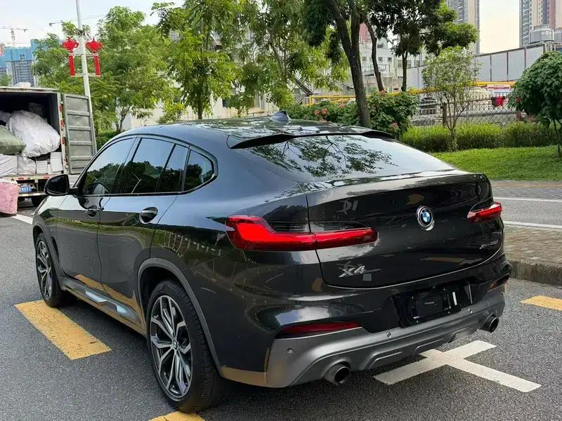 2019 BMW X4 xDrive25i M Sport Package — миниатюра 3