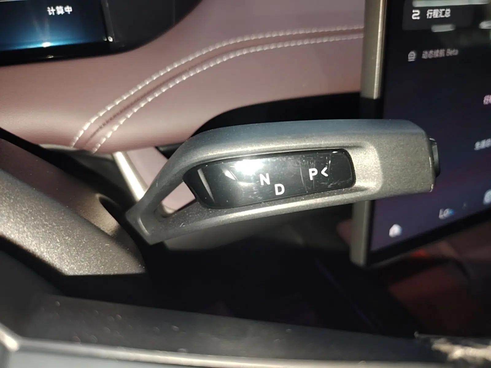 Xiaomi Auto SU7 2024 Rear-Drive Long-Range Intelligent Driving Version — миниатюра 16
