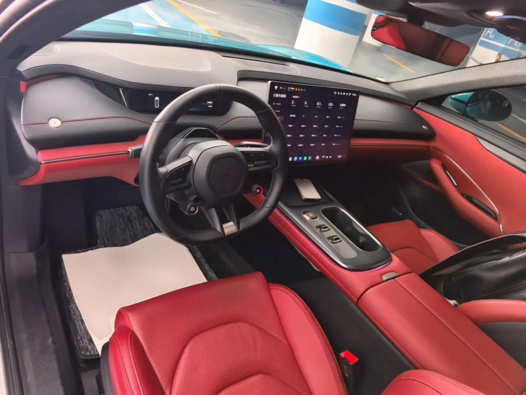 Xiaomi Auto SU7 2024 Rear-Drive Long-Range Intelligent Driving Version — миниатюра 12
