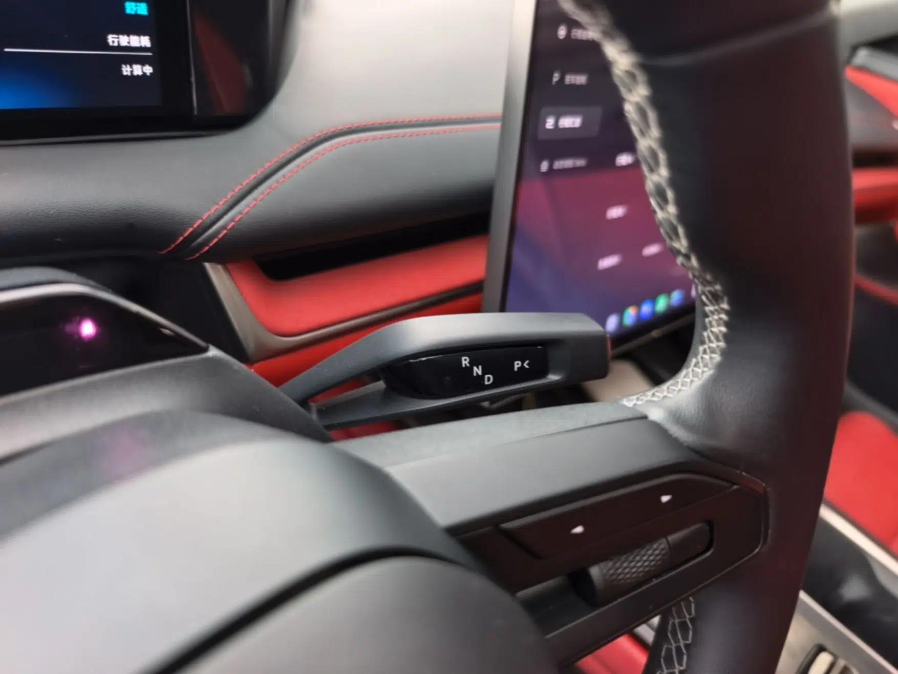 Xiaomi Auto SU7 2024 Rear-Drive Long-Range Intelligent Driving Version — миниатюра 16