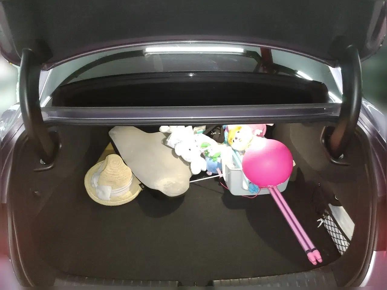Xiaomi Auto SU7 2024 Rear-Drive Ultra-Long Range Advanced Pro-Level Intelligent Driving Version — миниатюра 19