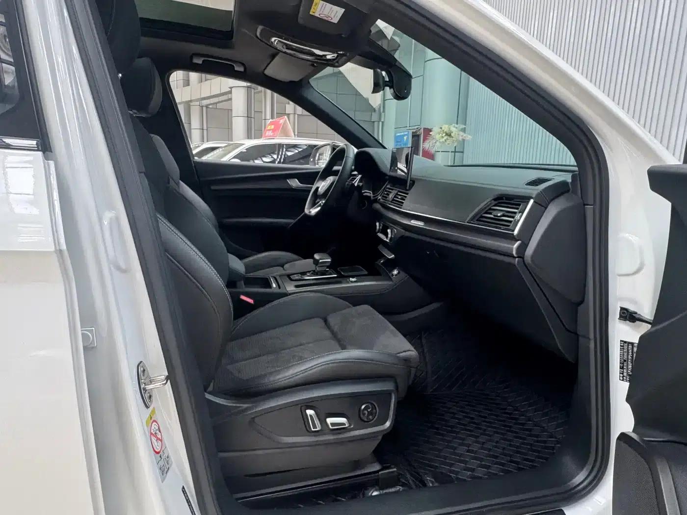 Audi Q5L Sportback 2024 40 TFSI Luxury — миниатюра 21