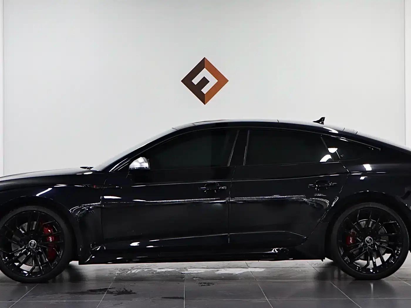 Audi RS 5 2023 RS 5 2.9T Sportback Obsidian Edition — миниатюра 7
