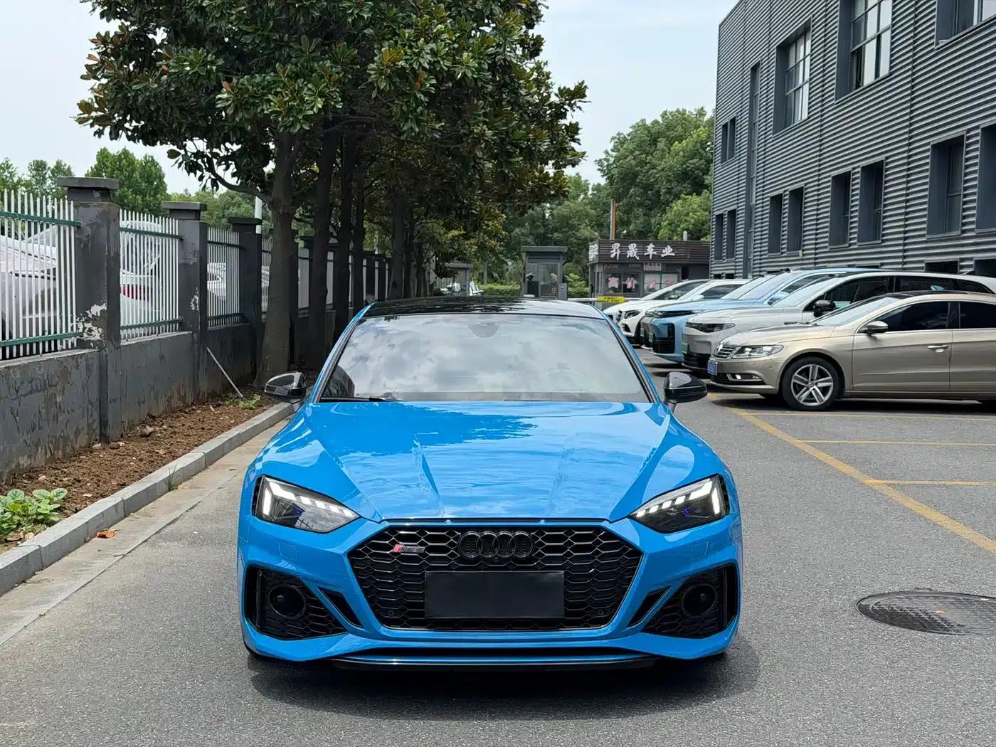 Audi RS 5 2021 RS 5 2.9T Sportback Dark Gold Edition — миниатюра 2