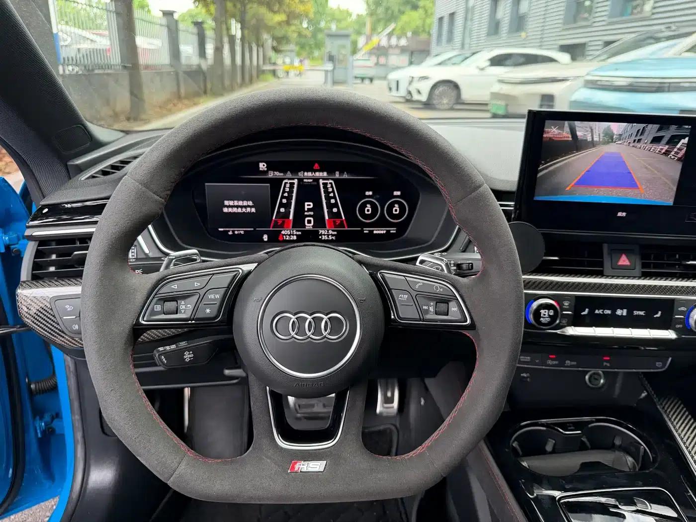 Audi RS 5 2021 RS 5 2.9T Sportback Dark Gold Edition — миниатюра 11