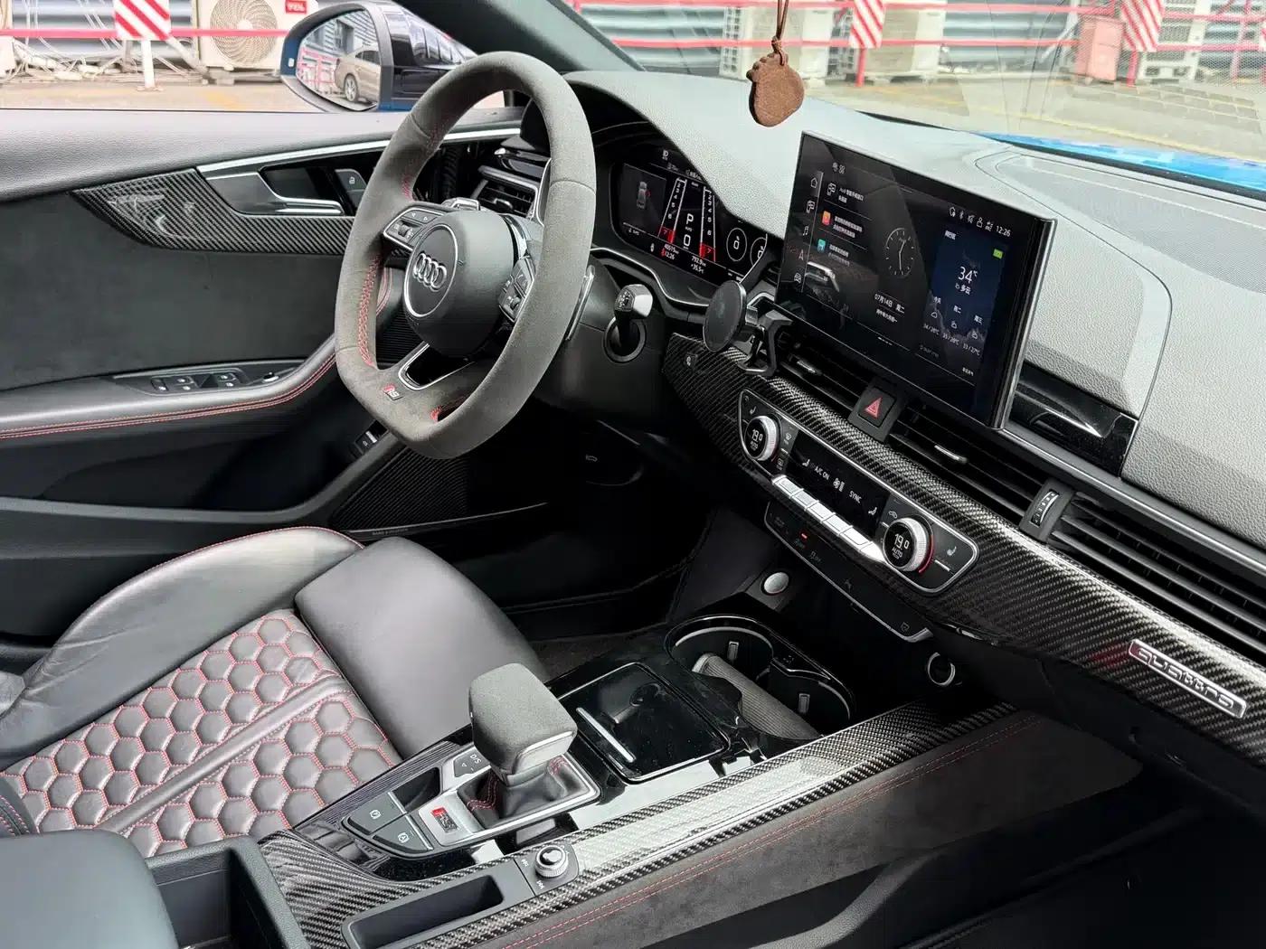 Audi RS 5 2021 RS 5 2.9T Sportback Dark Gold Edition — миниатюра 10