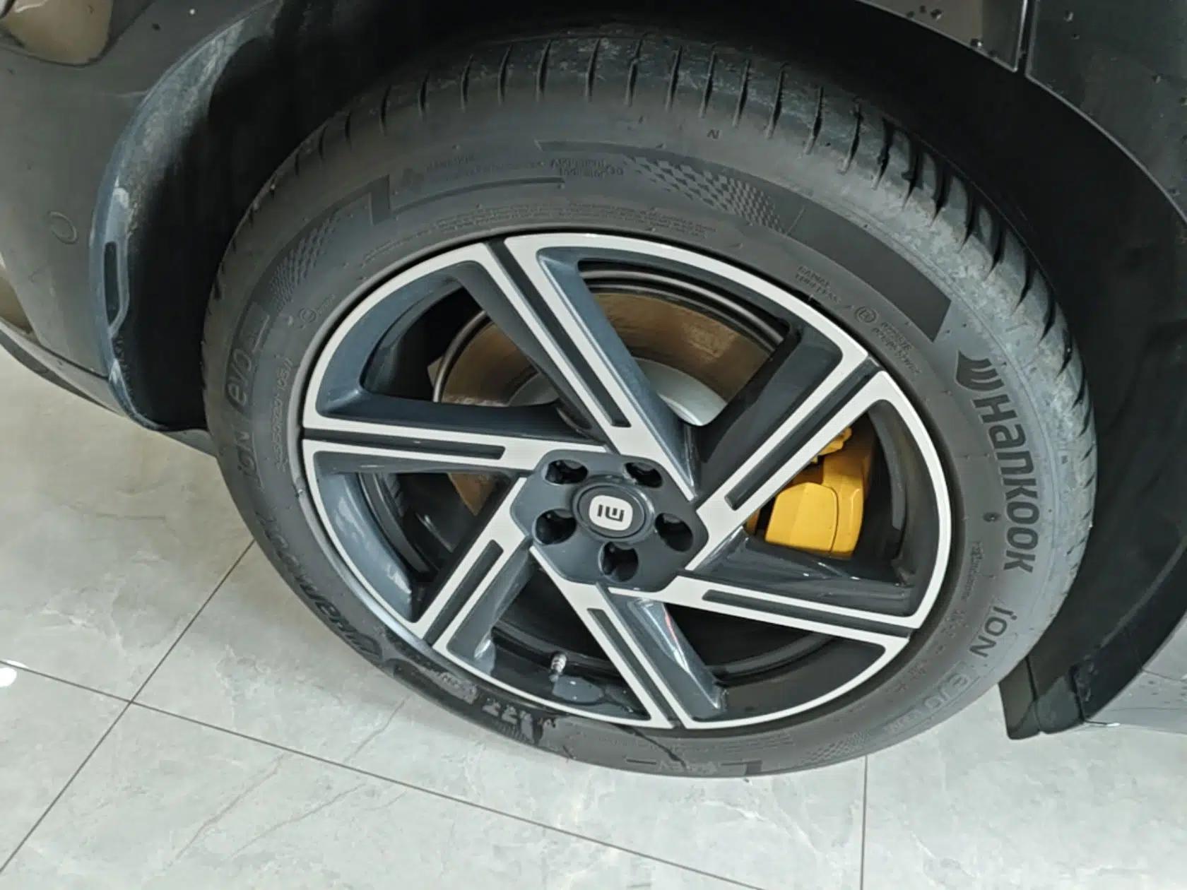 Xiaomi Auto YU7 2025 Ultra-Long Range Rear-Wheel Drive Version — миниатюра 11