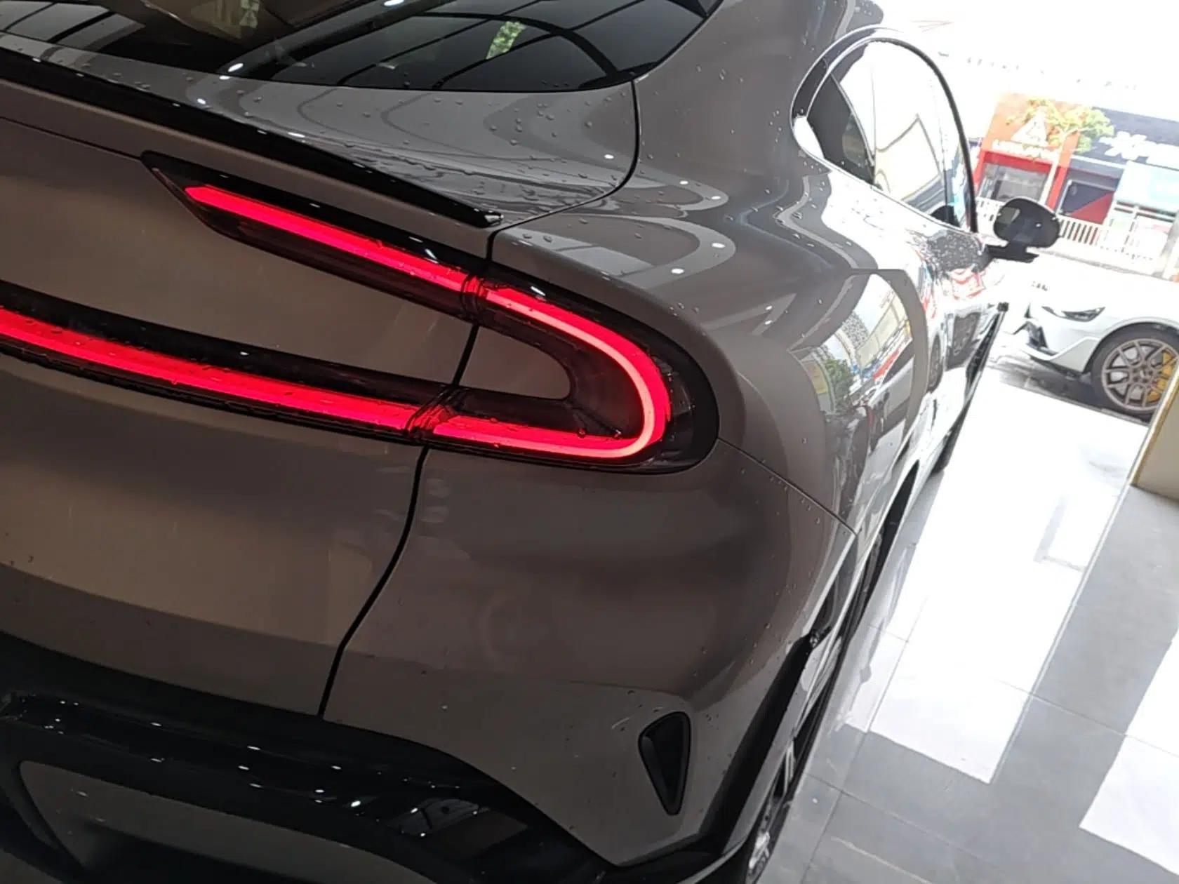 Xiaomi Auto YU7 2025 Ultra-Long Range Rear-Wheel Drive Version — миниатюра 14