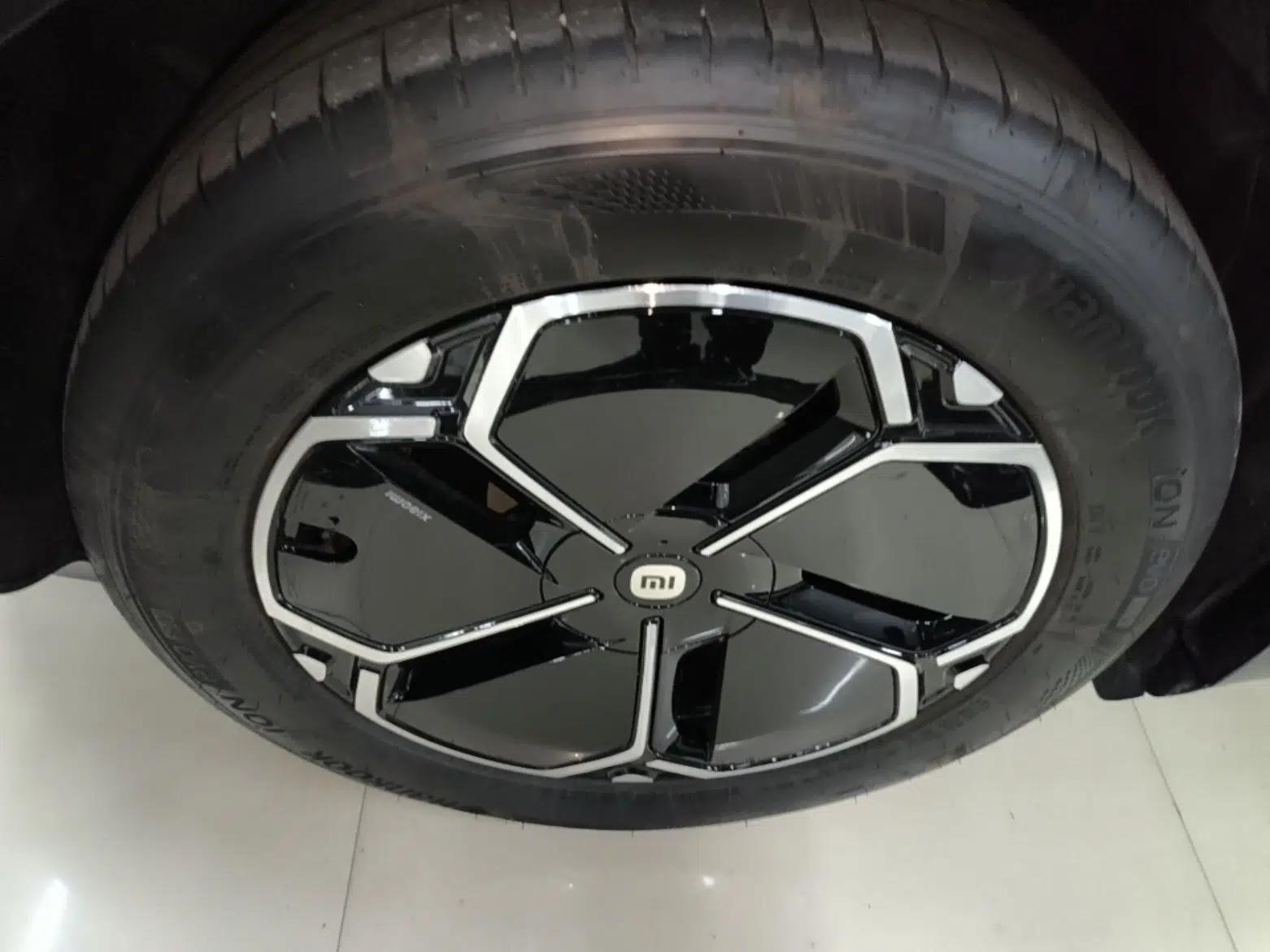 Xiaomi Auto YU7 2025 Ultra-Long Range Rear-Wheel Drive Version — миниатюра 11