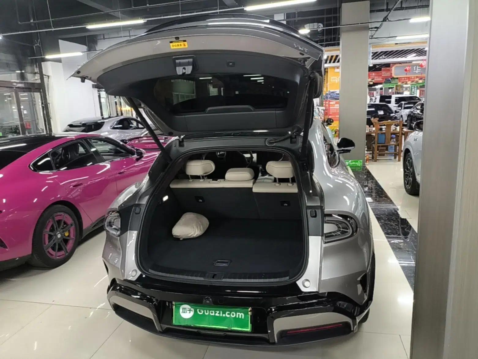 Xiaomi Auto YU7 2025 Ultra-Long Range Rear-Wheel Drive Version — миниатюра 22