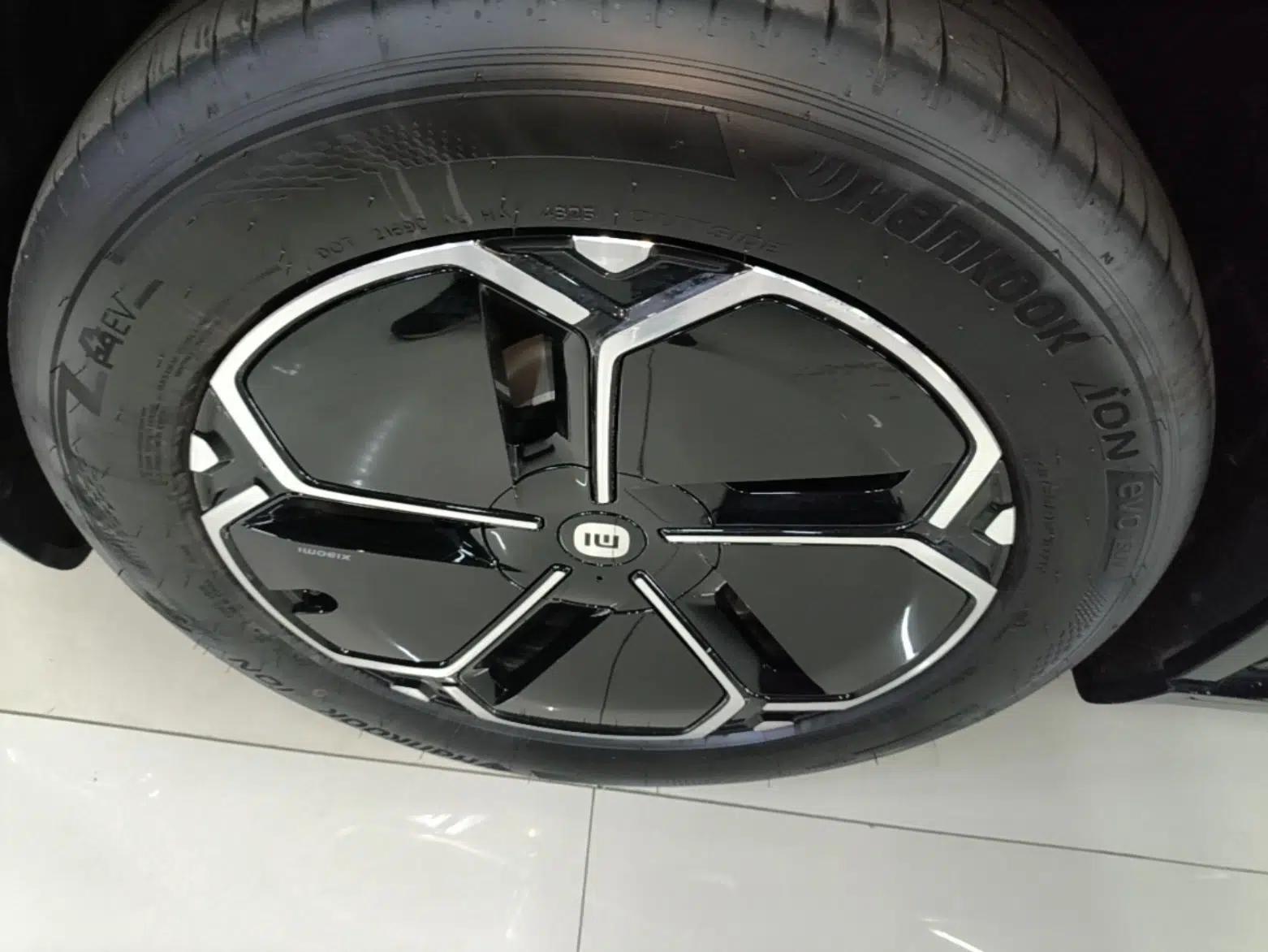 Xiaomi Auto YU7 2025 Ultra-Long Range Rear-Wheel Drive Version — миниатюра 10