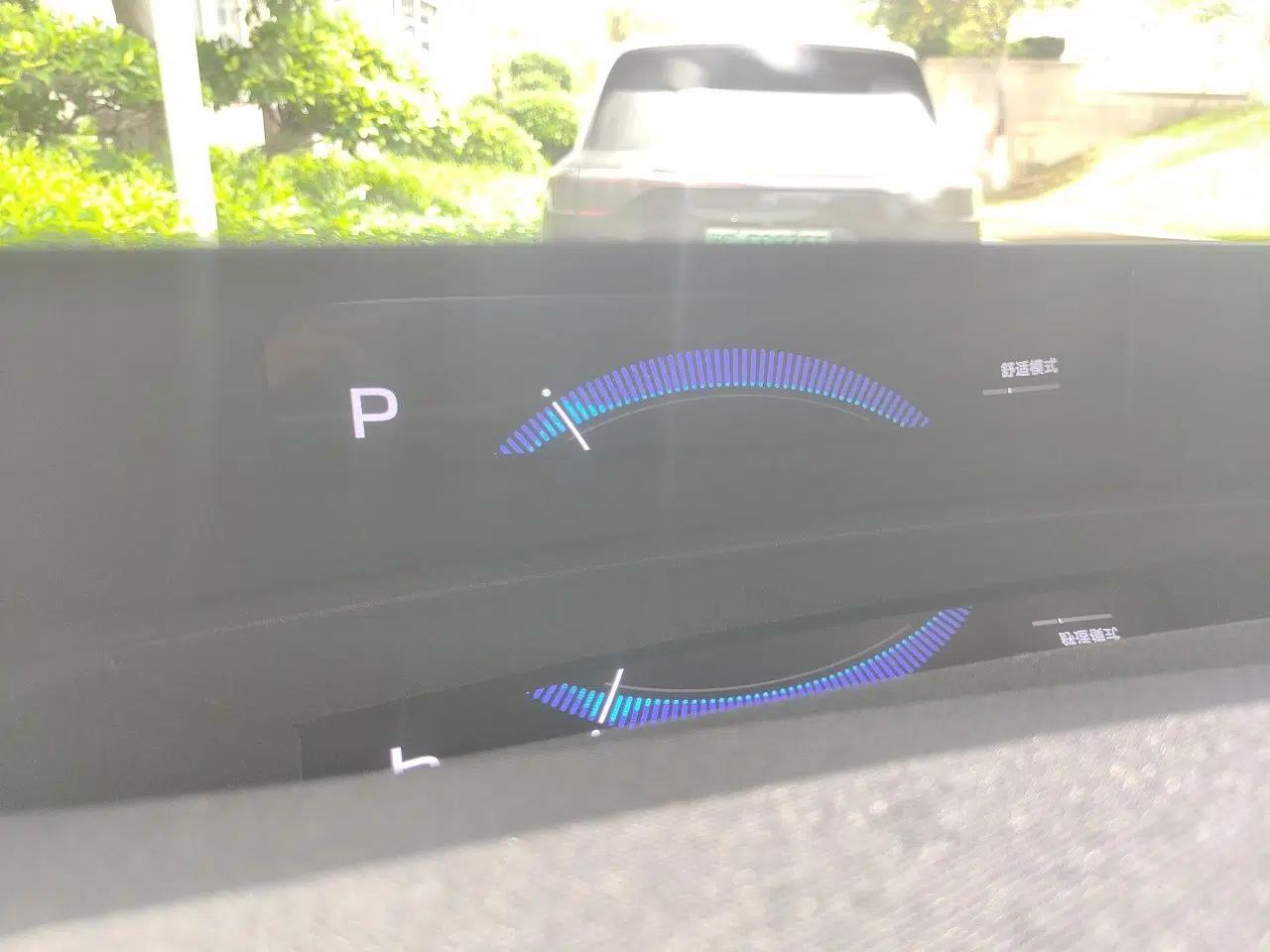 Xiaomi Auto YU7 2025 Ultra-Long Range Rear-Wheel Drive Version — миниатюра 11