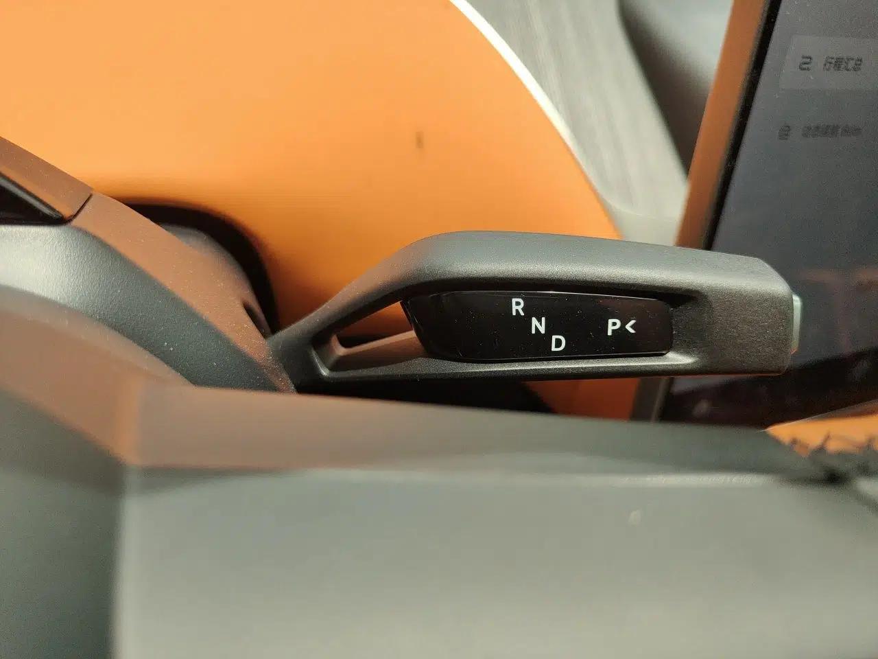 Xiaomi Auto YU7 2025 Ultra-Long Range Rear-Wheel Drive Version — миниатюра 14