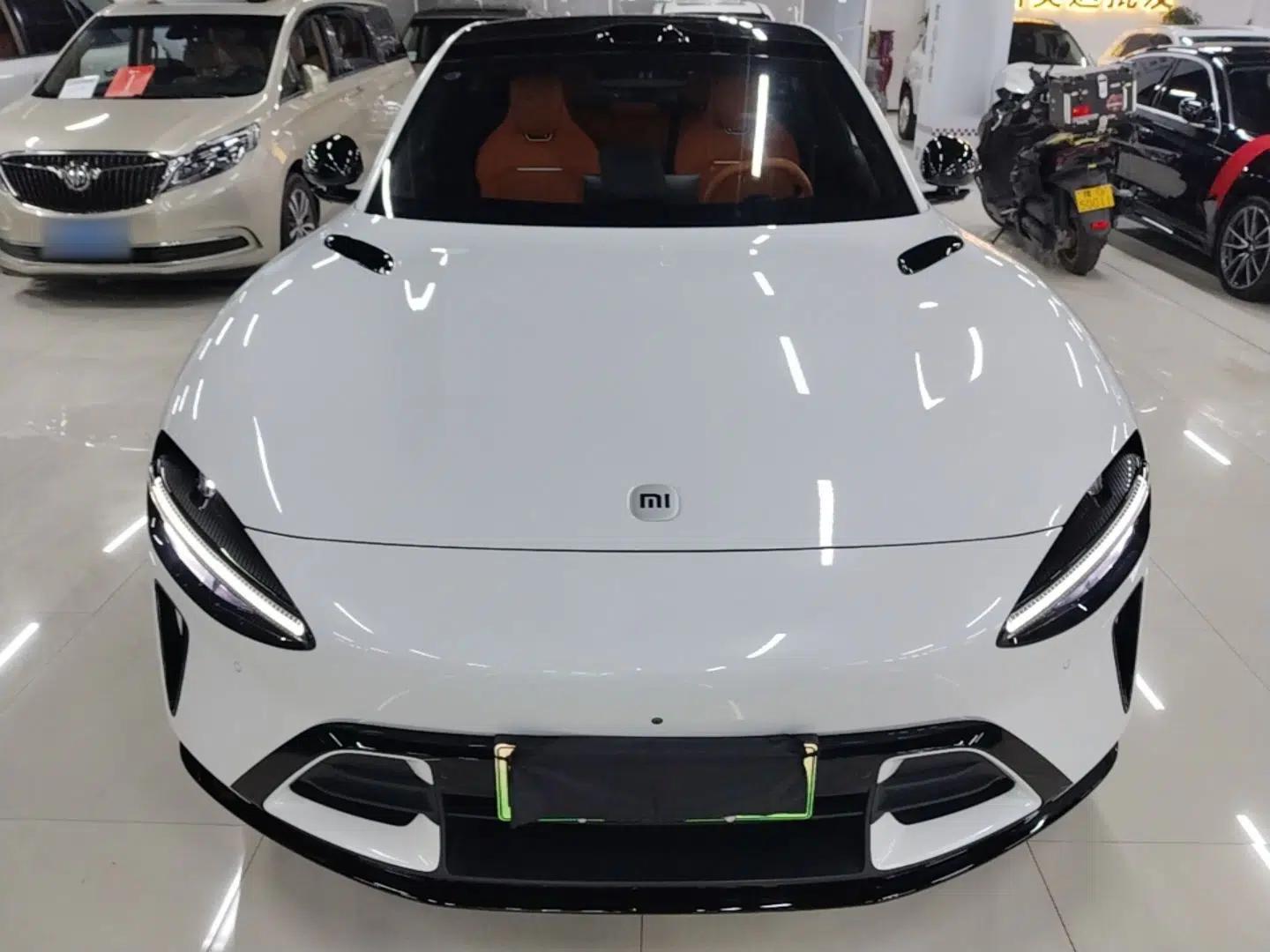 Xiaomi Auto YU7 2025 Ultra-Long Range High-Performance All-Wheel-Drive Max Edition — миниатюра 2