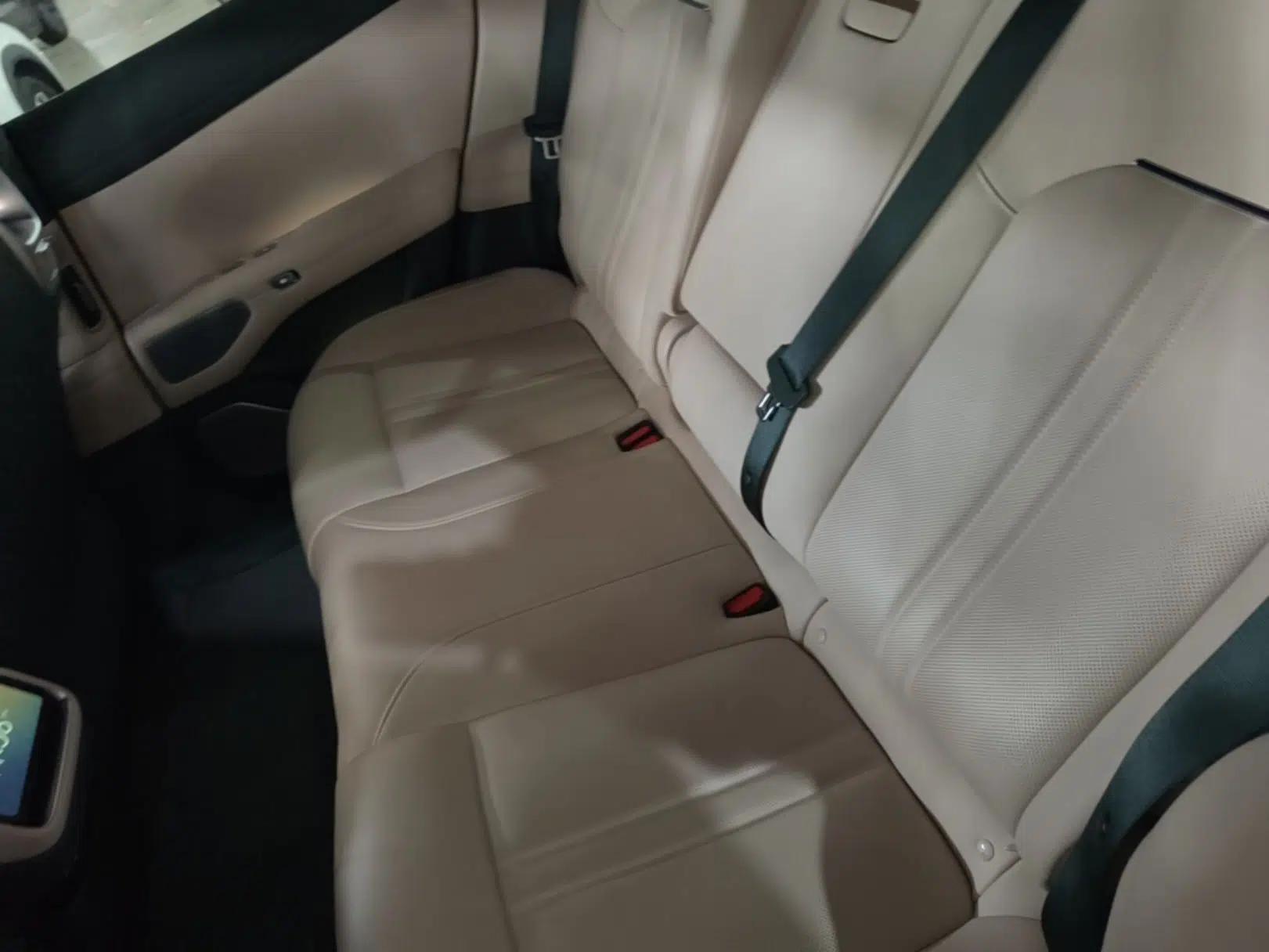 Xiaomi Auto YU7 2025 Ultra-Long Range High-Performance All-Wheel-Drive Max Edition — миниатюра 20