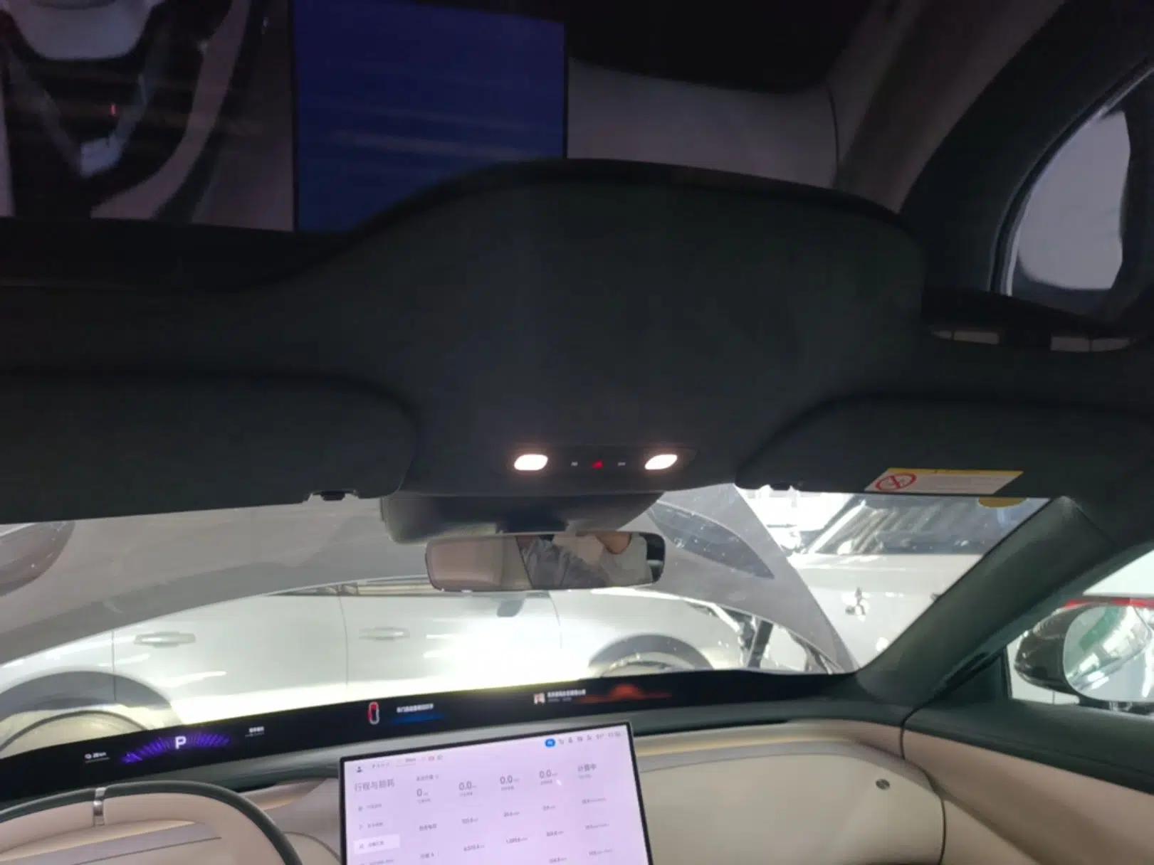 Xiaomi Auto YU7 2025 Ultra-Long Range High-Performance All-Wheel-Drive Max Edition — миниатюра 21