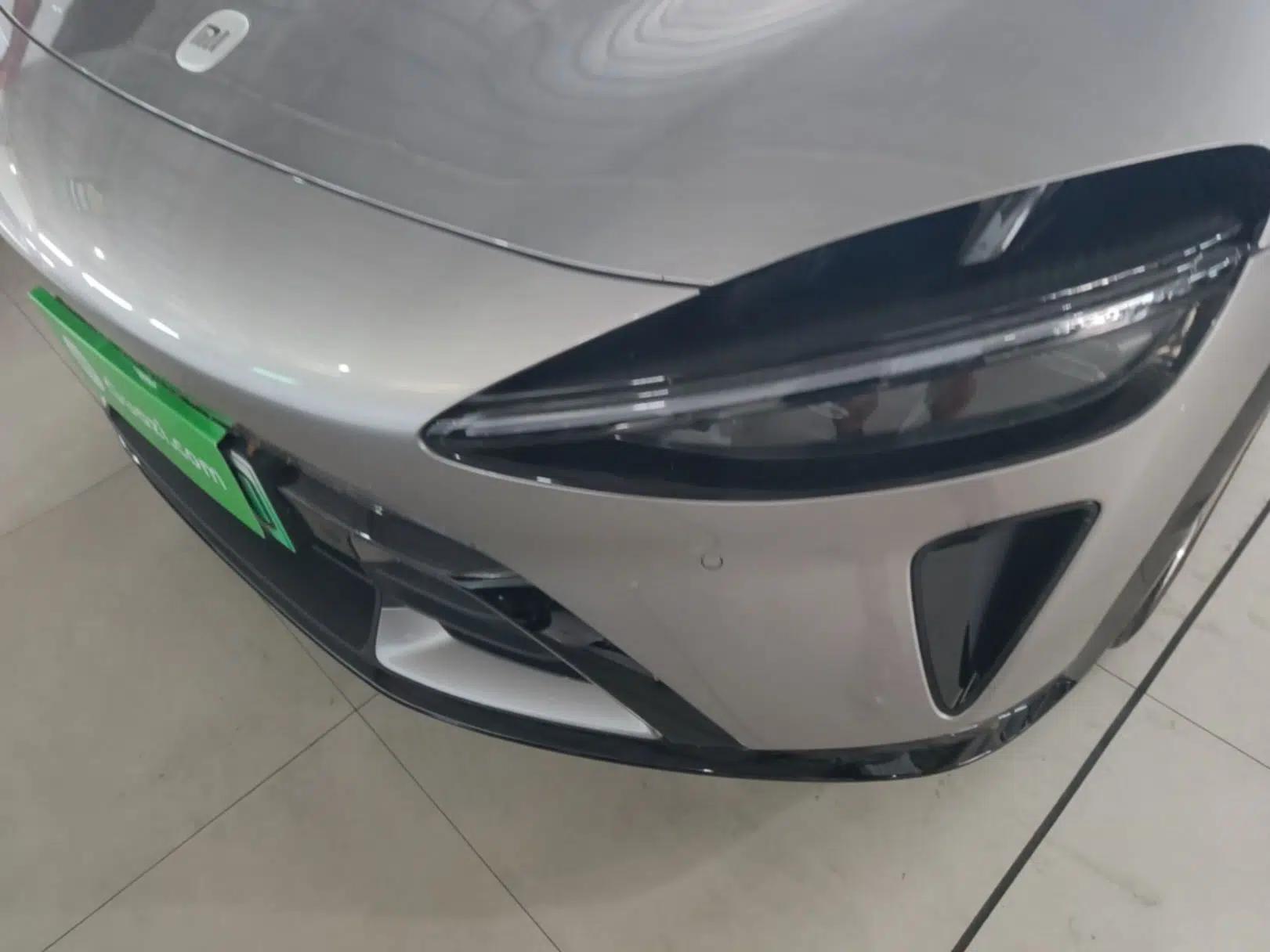 Xiaomi Auto YU7 2025 Ultra-Long Range High-Performance All-Wheel-Drive Max Edition — миниатюра 8