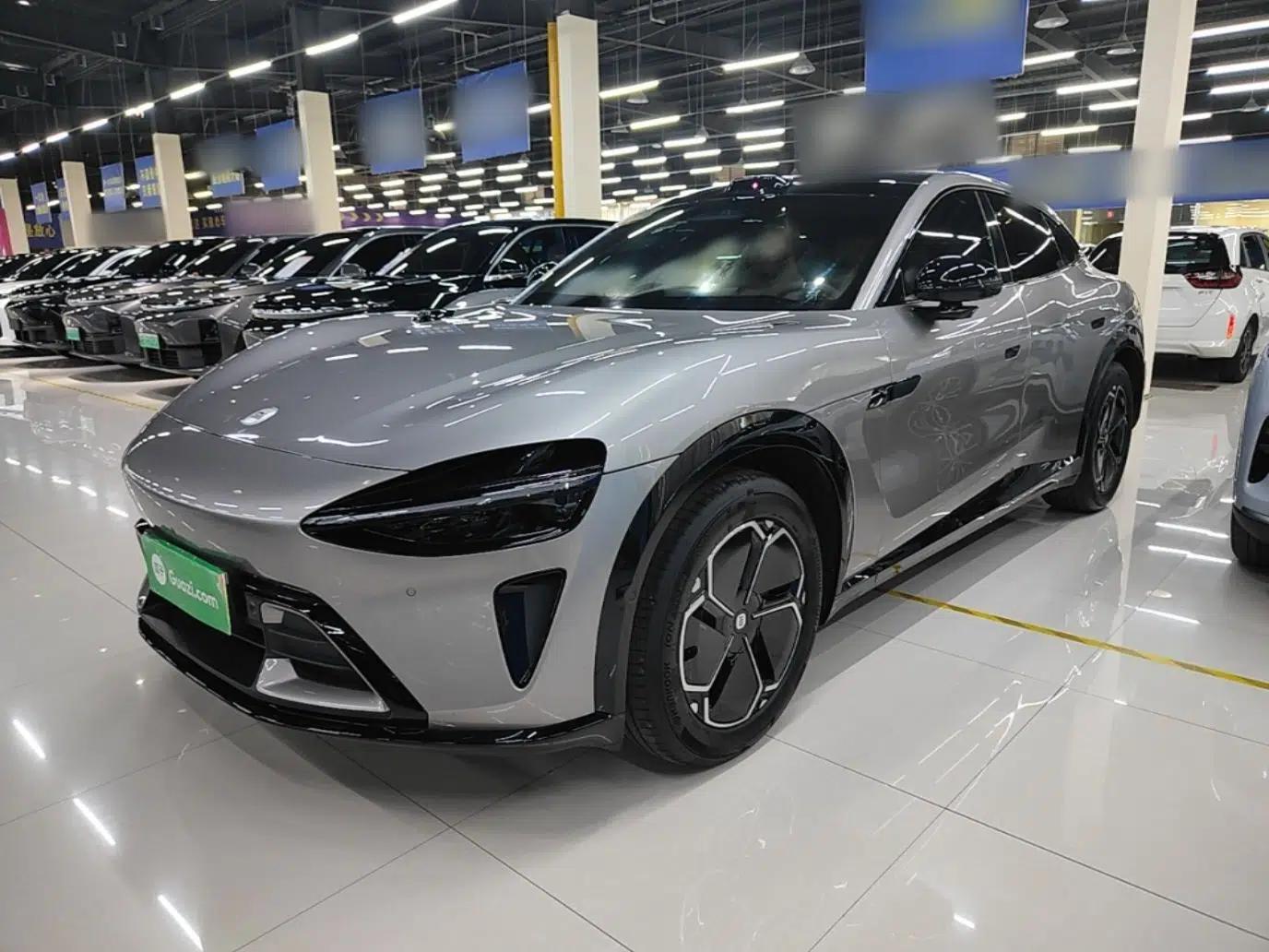 Xiaomi Auto YU7 2025 Ultra-Long Range Rear-Wheel Drive Version — миниатюра 1