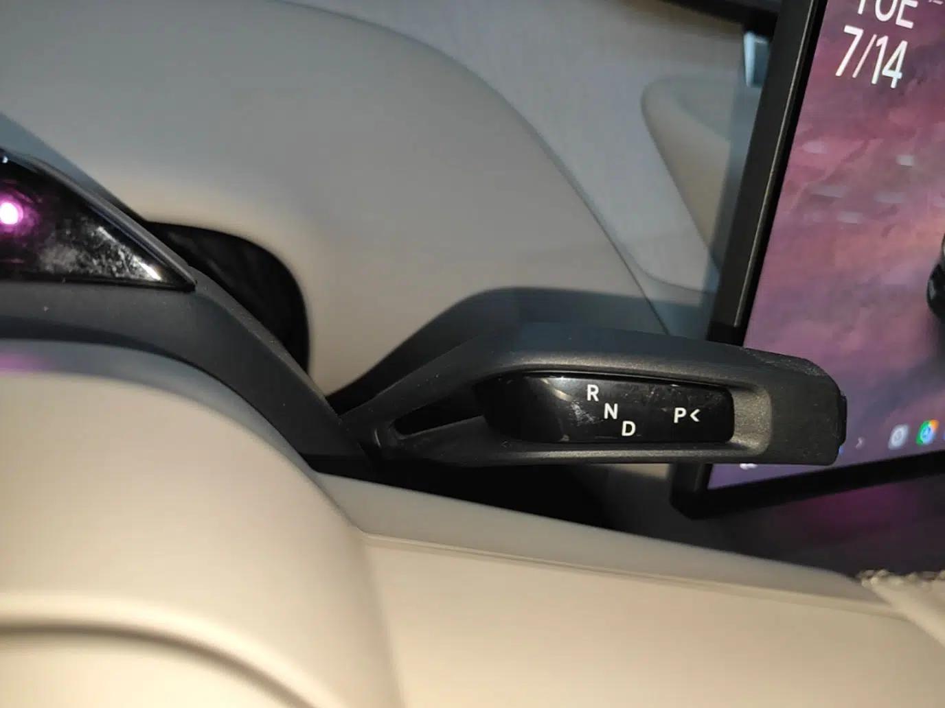 Xiaomi Auto YU7 2025 Ultra-Long Range Rear-Wheel Drive Version — миниатюра 16