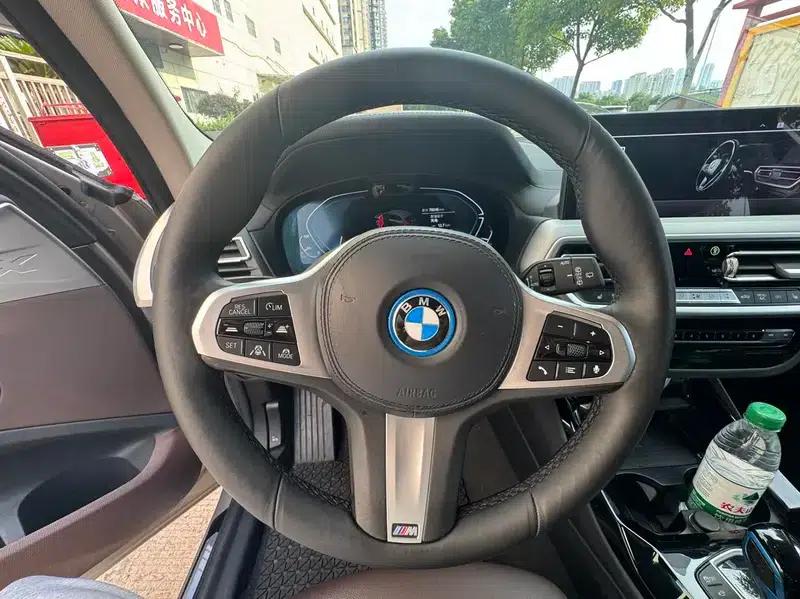 BMW iX3 2022 Leading Edition — миниатюра 11