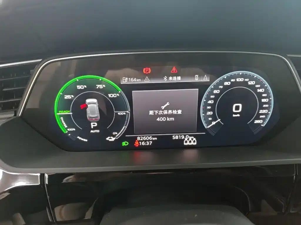 Audi e-tron 2021 50 quattro Premium Edition — миниатюра 12