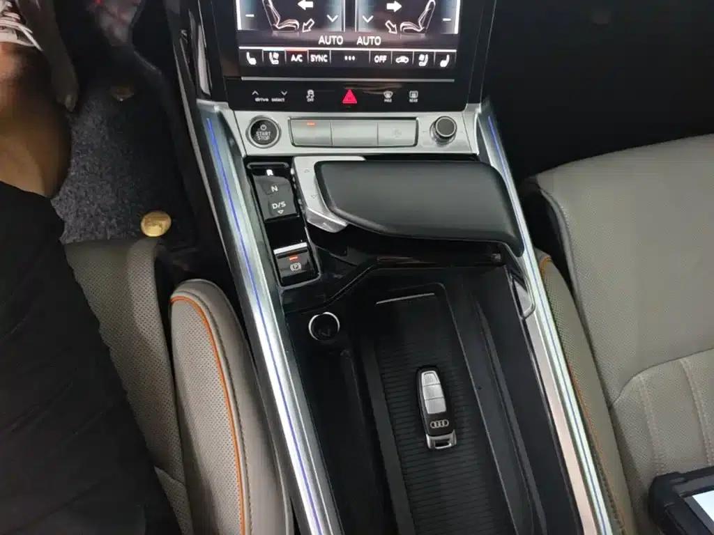 Audi e-tron 2021 50 quattro Premium Edition — миниатюра 14