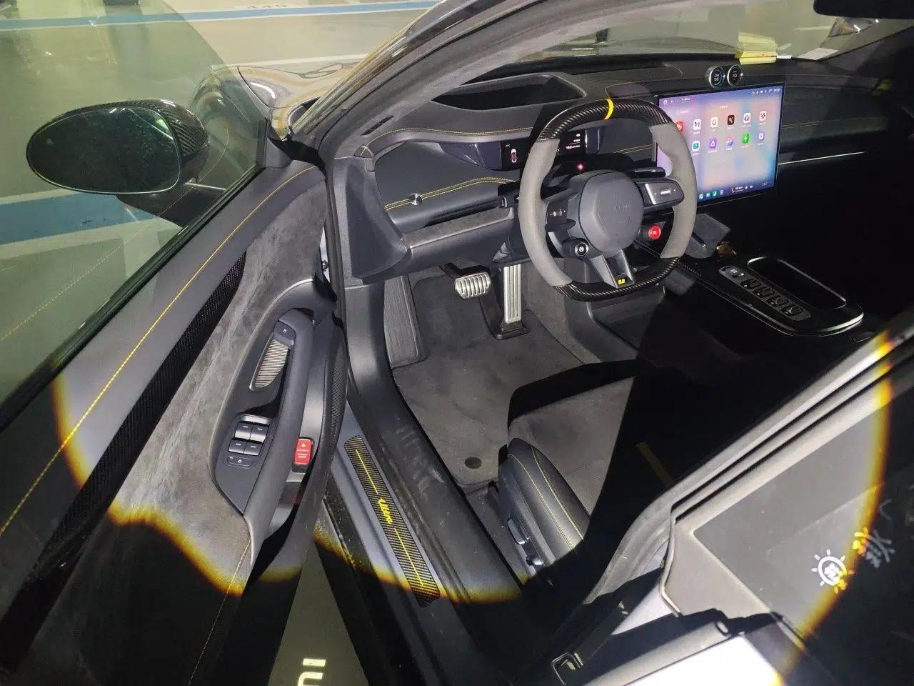 Xiaomi Auto SU7 Ultra 2025 Ultra Model — миниатюра 16