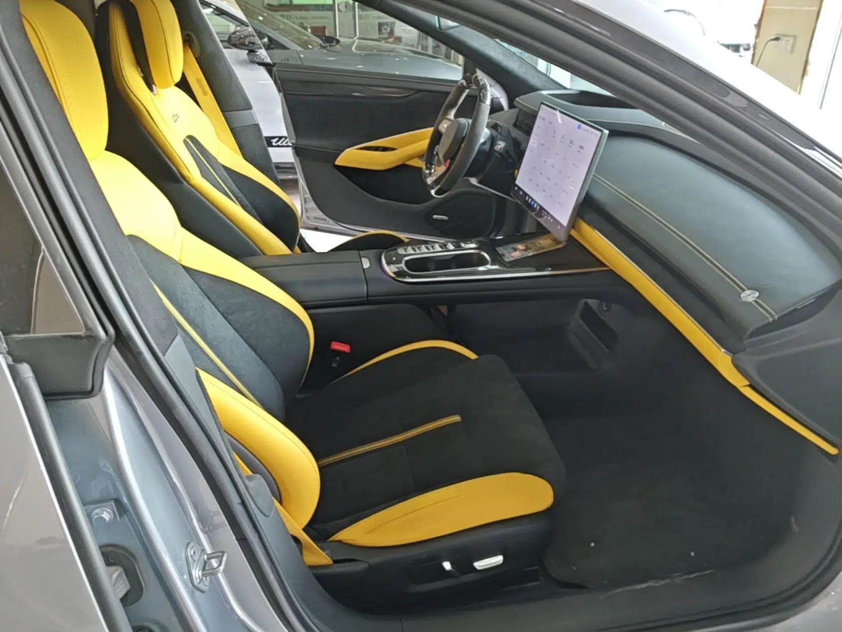 Xiaomi Auto SU7 Ultra 2025 Ultra Model — миниатюра 24