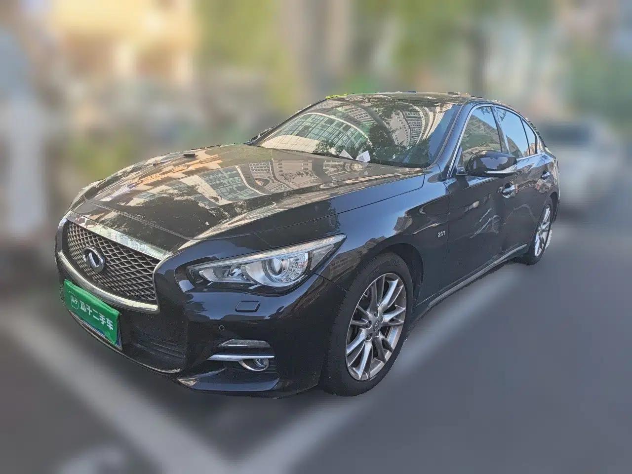 Infiniti Q50L 2015 2.0T Luxury Edition — миниатюра 1