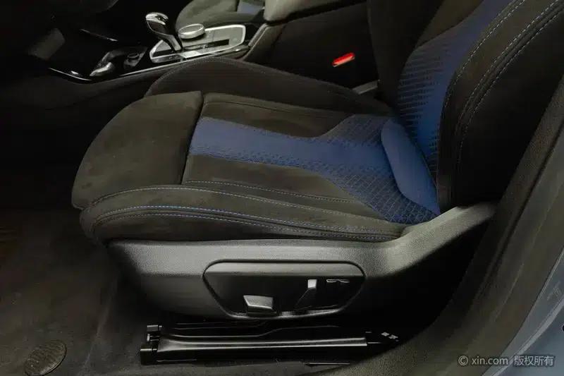 2021 BMW 2 Series (Imported) 225i Coupe M Sport Shadow Edition — миниатюра 18