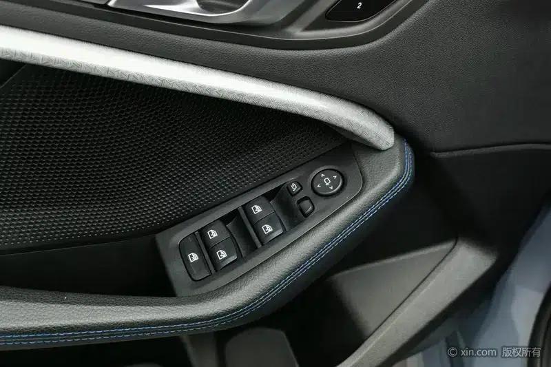 2021 BMW 2 Series (Imported) 225i Coupe M Sport Shadow Edition — миниатюра 22