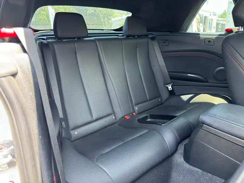 2019 BMW 2 Series (Imported) 225i Convertible Coupe Sport Design Package — миниатюра 21