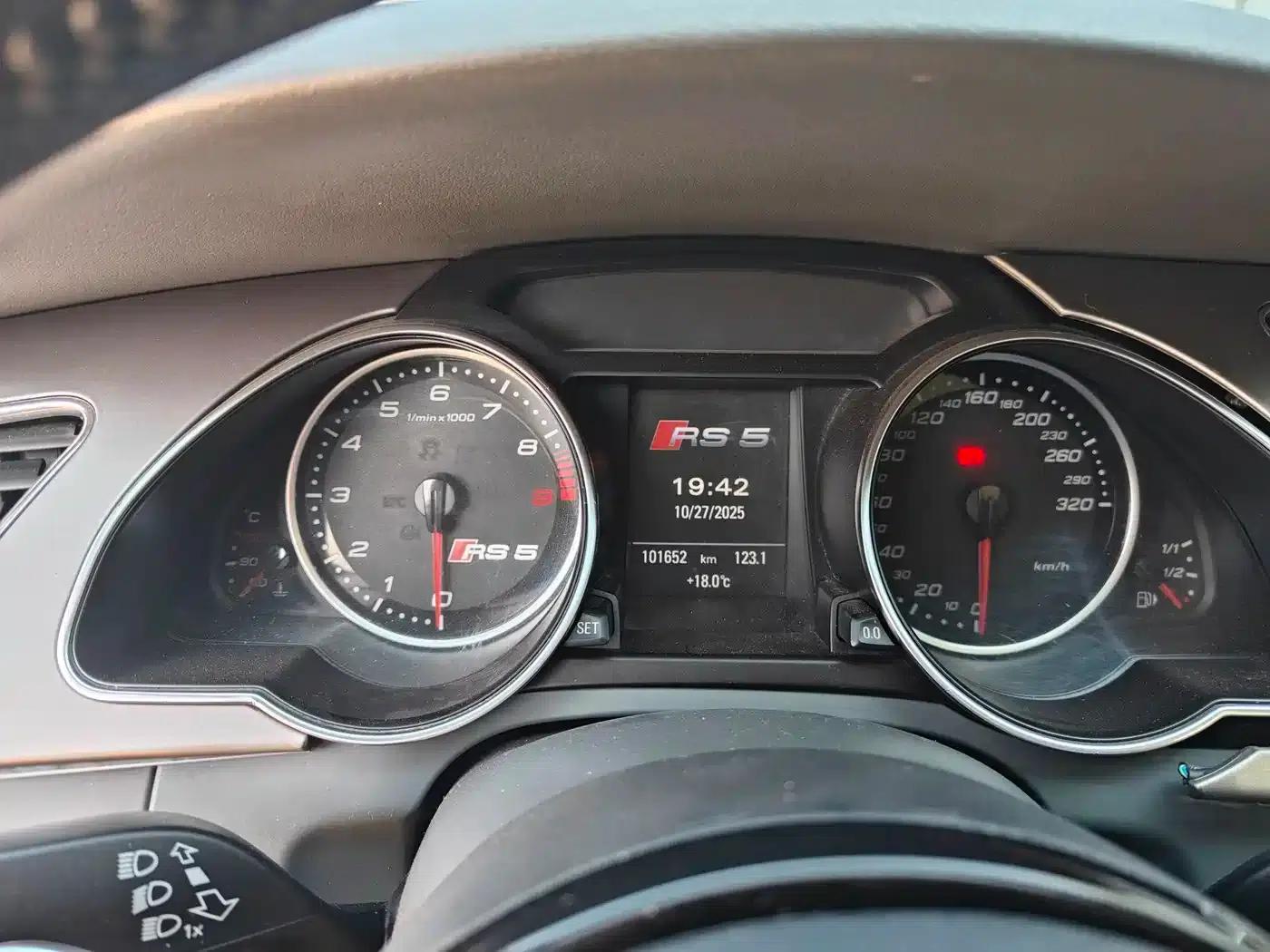 2013 Audi A5 Coupe 40 TFSI (Imported) — миниатюра 5
